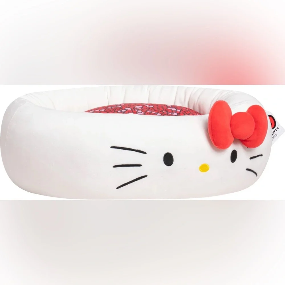 HELLO KITTY CHARACTER DOG BED LARGE NEW WITH TAG